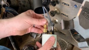 Installing Air Locker Pressure Gauge