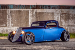 Chris Leso’s Factory Five 33 Hot Rod side view