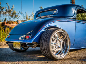 Chris Leso’s Factory Five 33 Hot Rod, anterior view